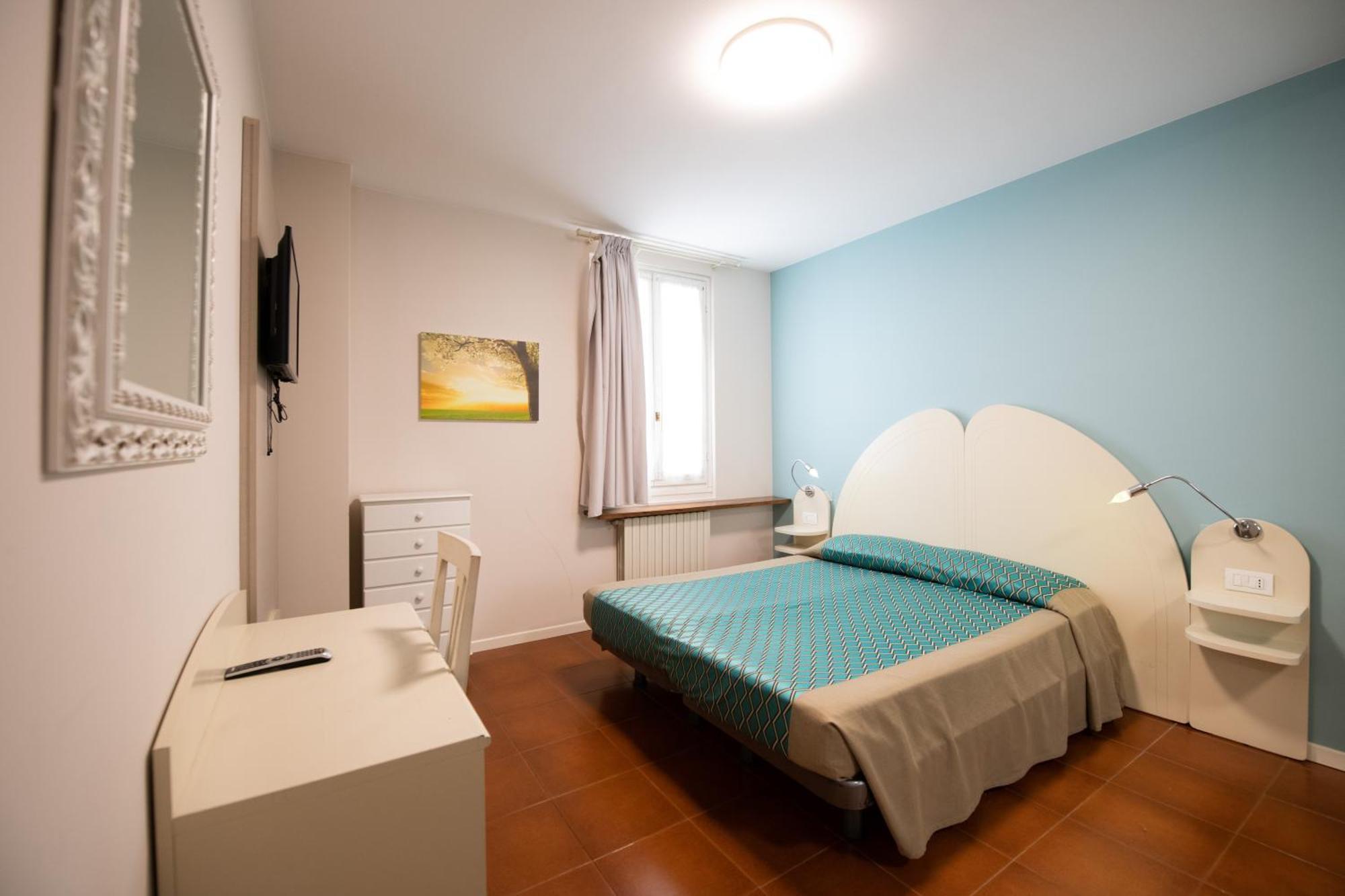 Alessi Appartamenti Desenzano del Garda Eksteriør bilde