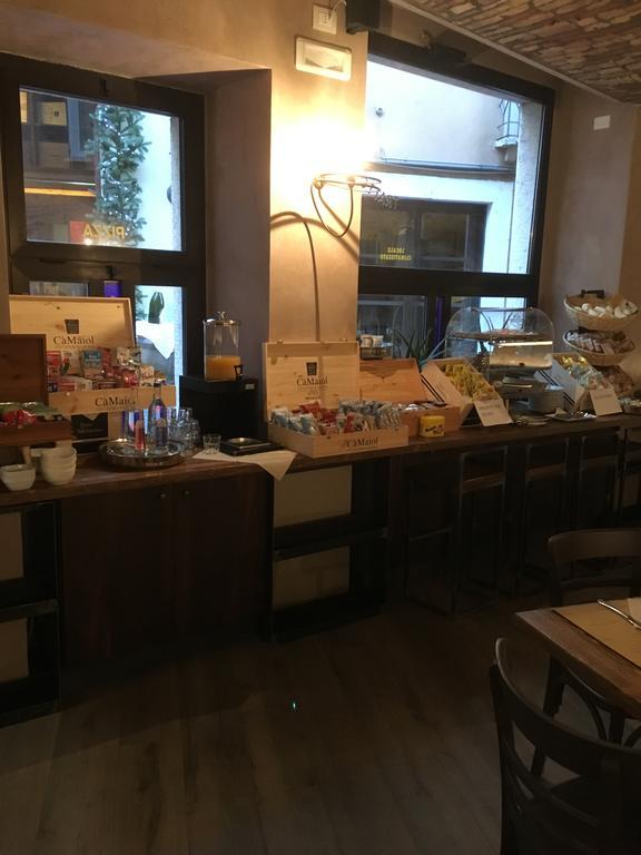 Alessi Appartamenti Desenzano del Garda Eksteriør bilde